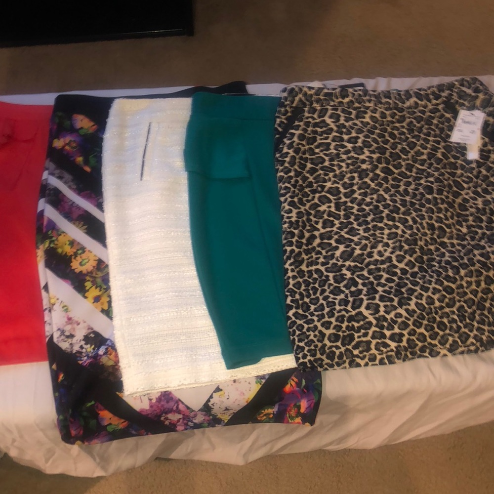 Bundle of 5 skirts